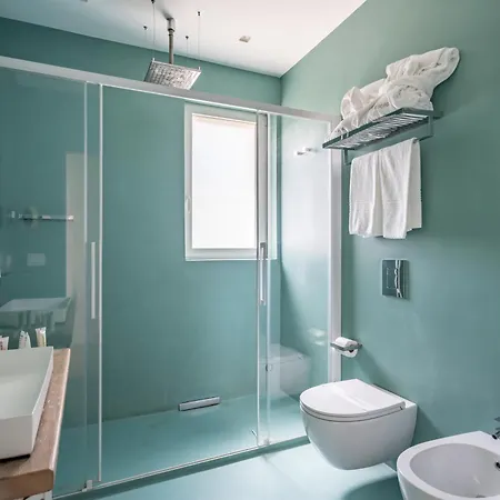 Hotiday Collection - Polignano 公寓式酒店 滨海波利尼亚诺